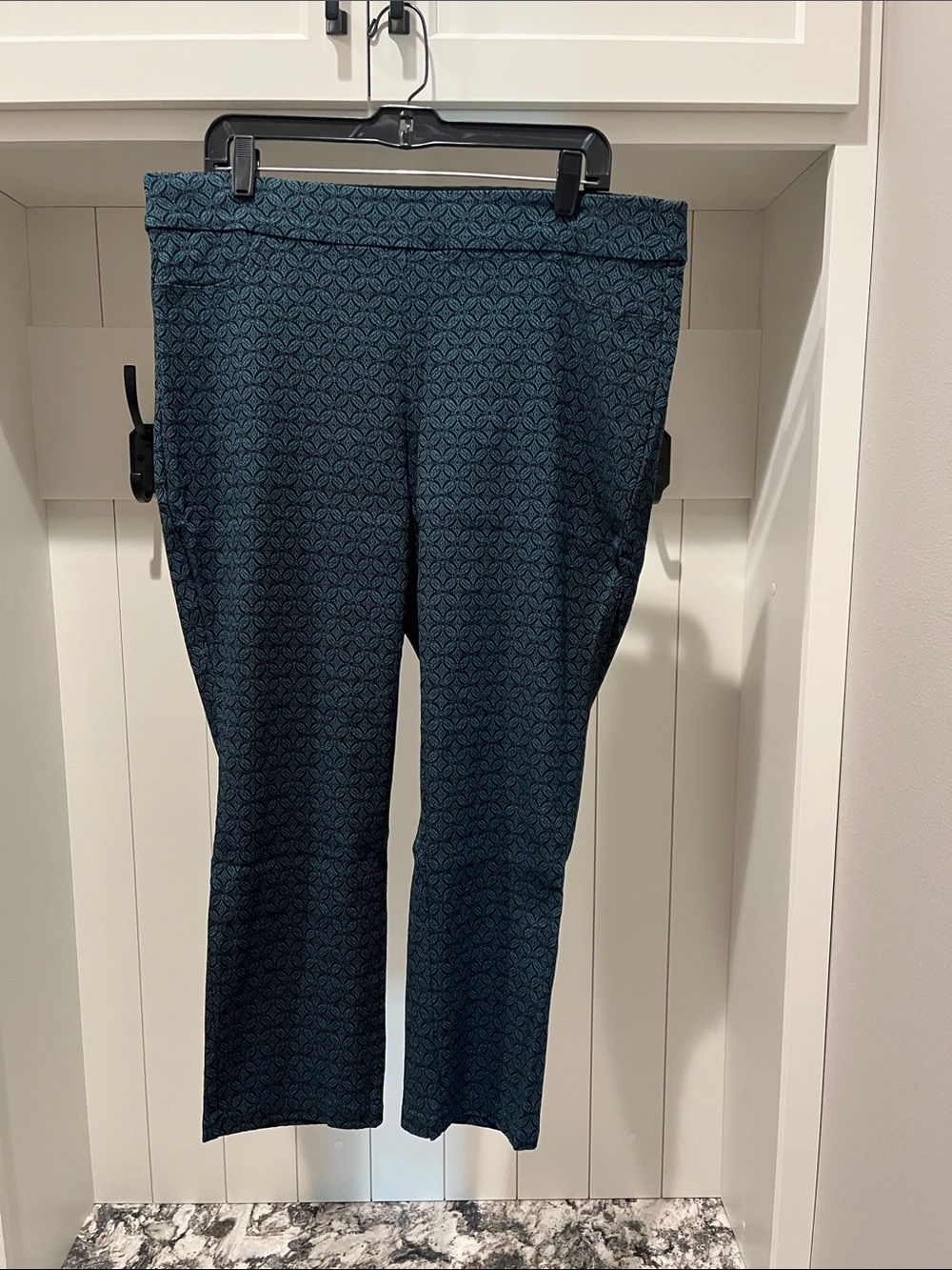 Roz & Ali Teal Cropped Pull-On Pants